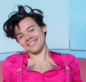 Harry Styles, One Direction, band member